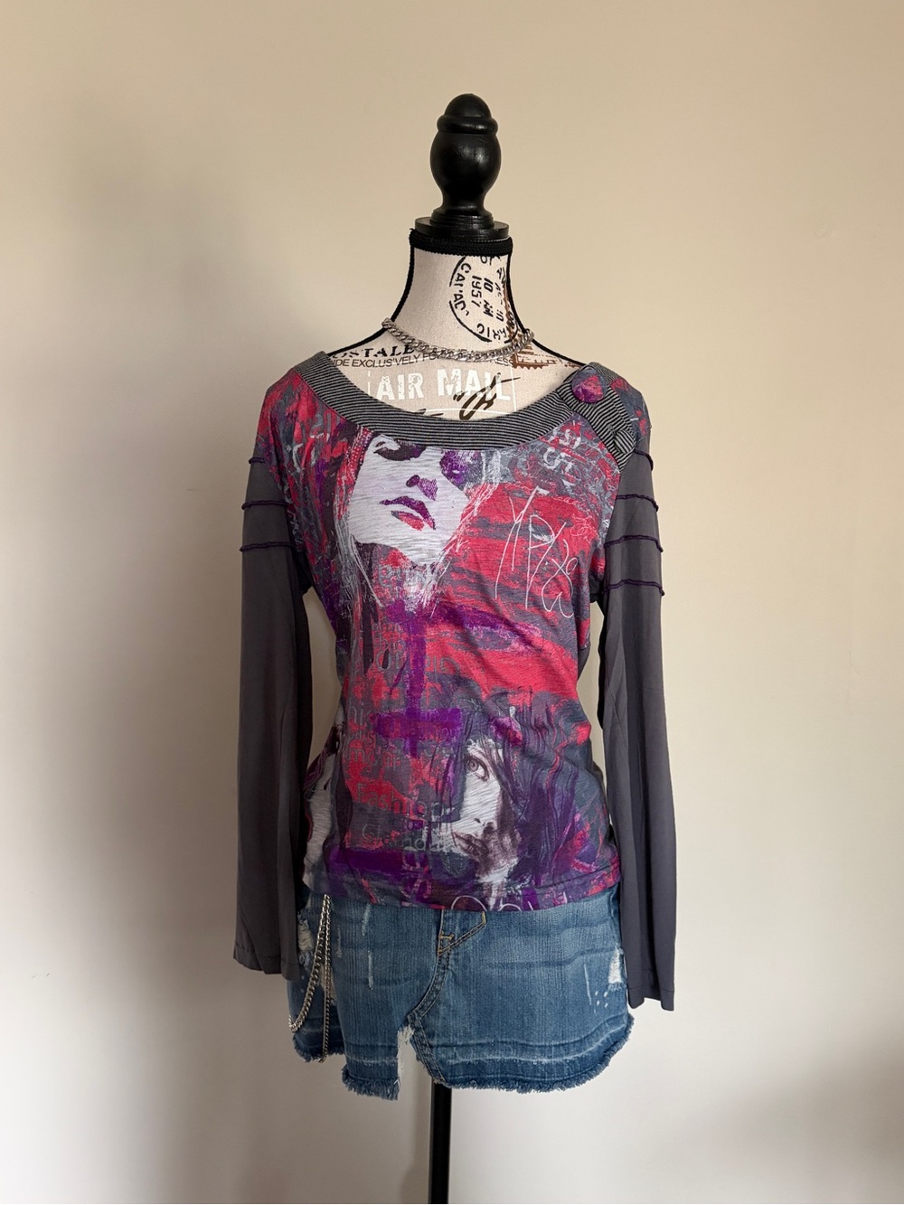 Y2K Abstract Face Art Top Magenta Purple | Save the Queen Inspired